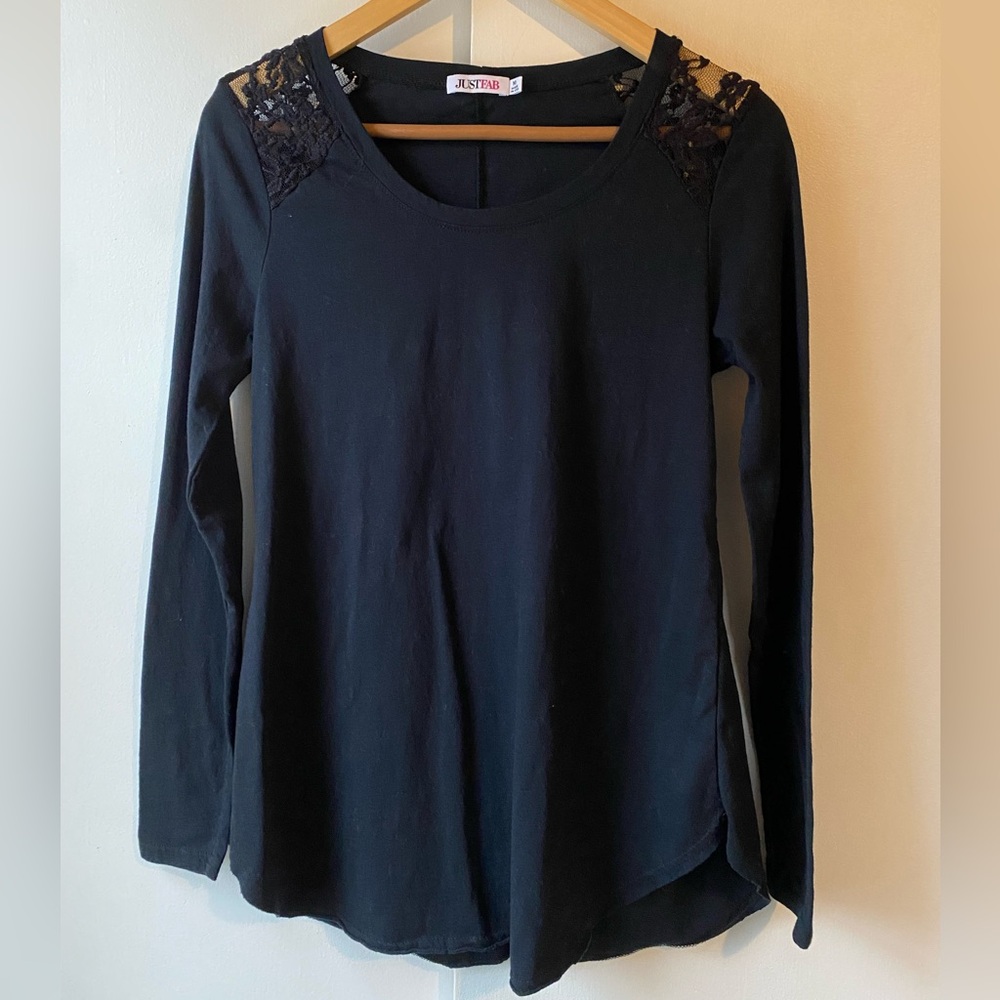 JustFab Black Long Sleeve Shirt Too Size Medium Lace Shoulders Womens